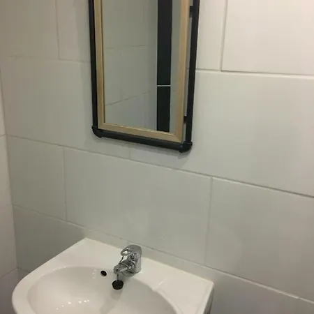 Check-inn - Adults Only Apartman *
