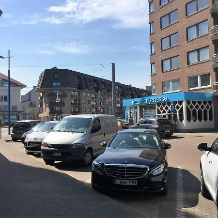 Check-inn - Adults Only Apartman *